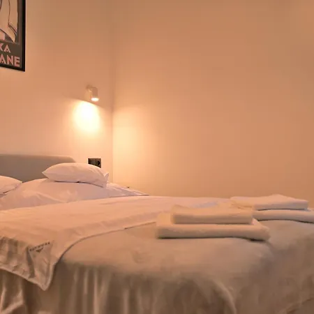 Apartament Ferrata *