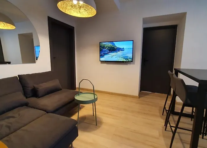 Apartament Ferrata *