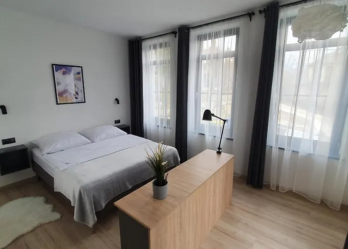 Apartament Ferrata *